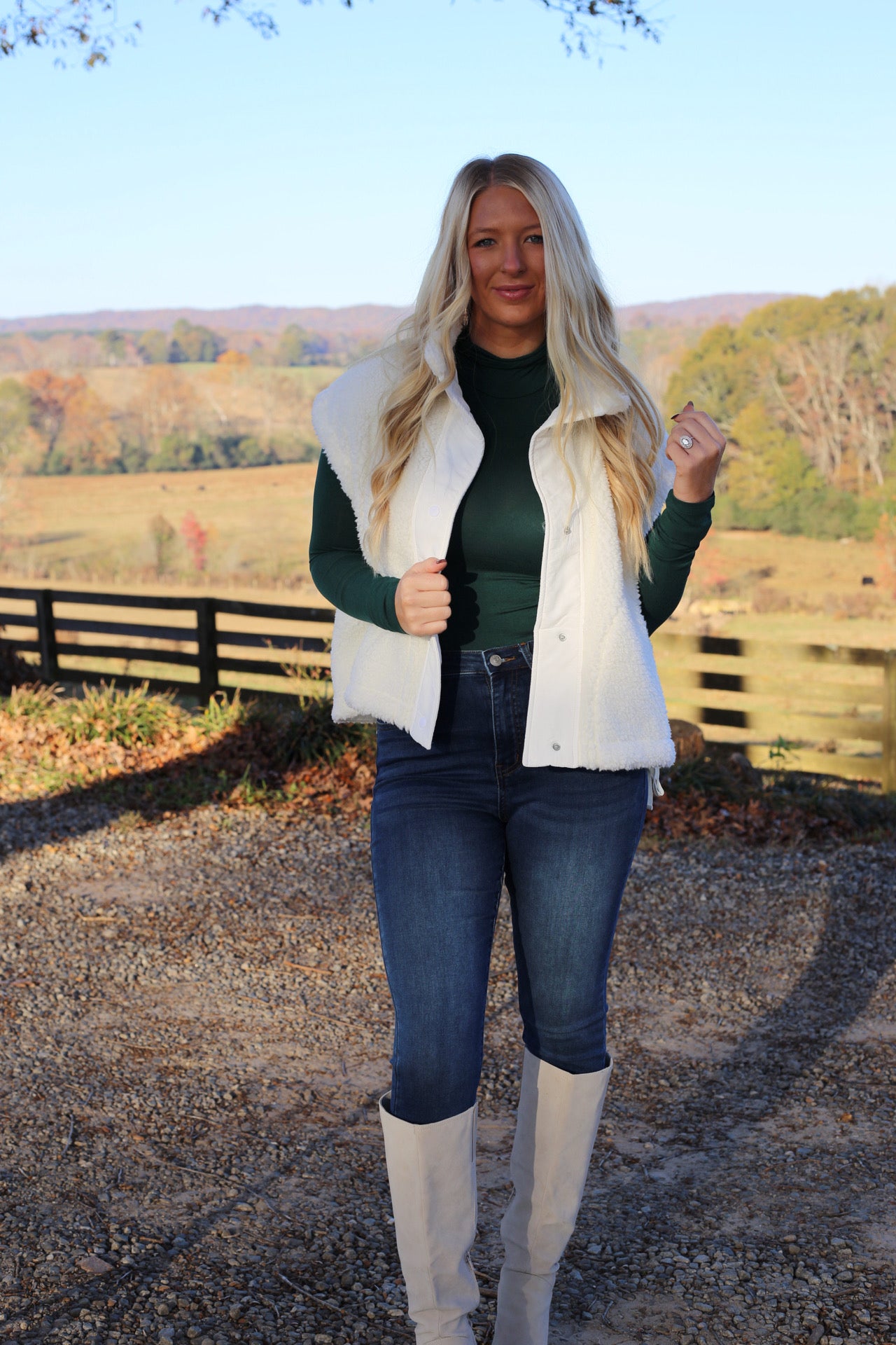 Cozy Up Sherpa Vest - White