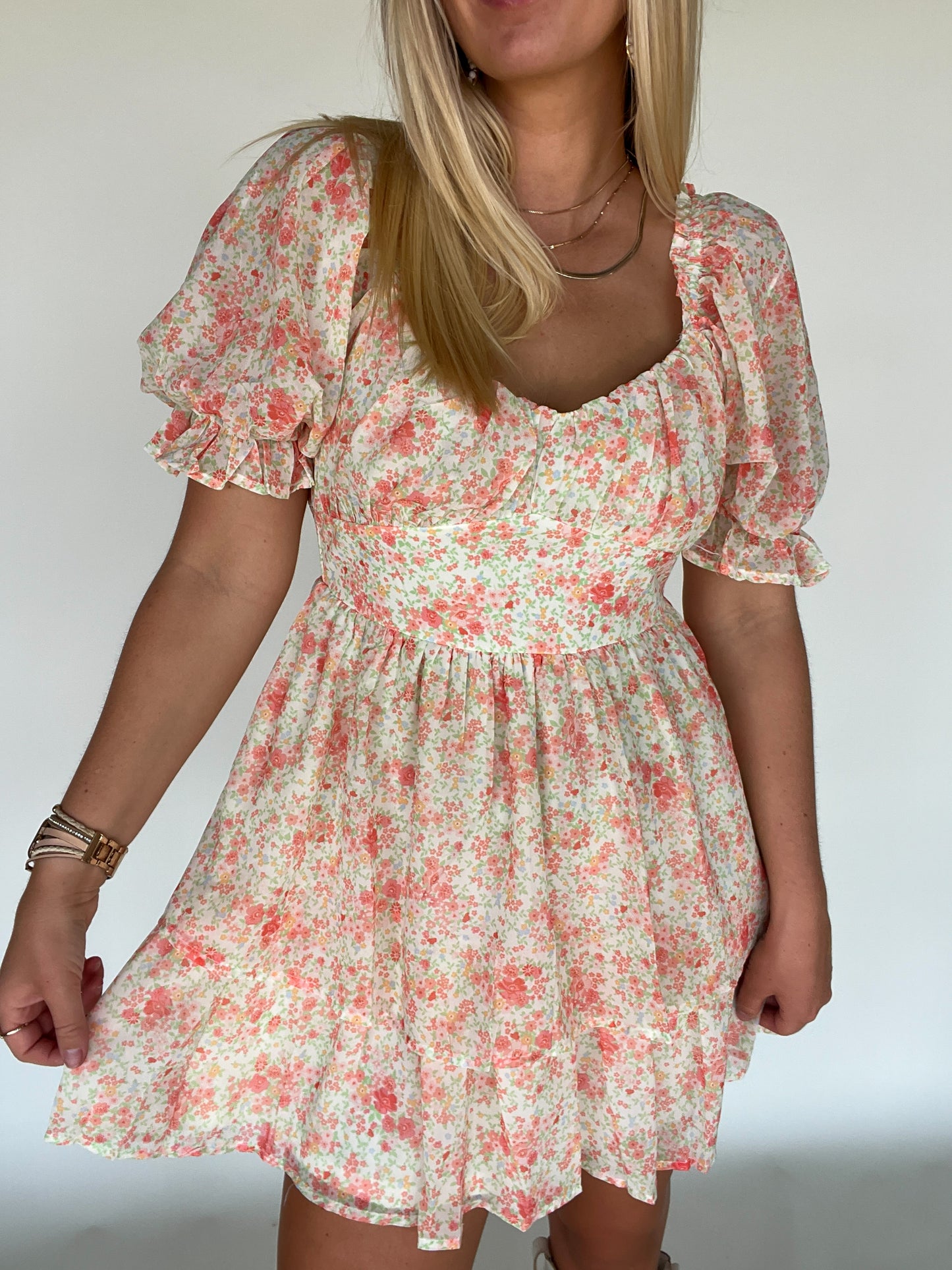 Sydney Floral Tiered Mini Dress - Ivory Peach