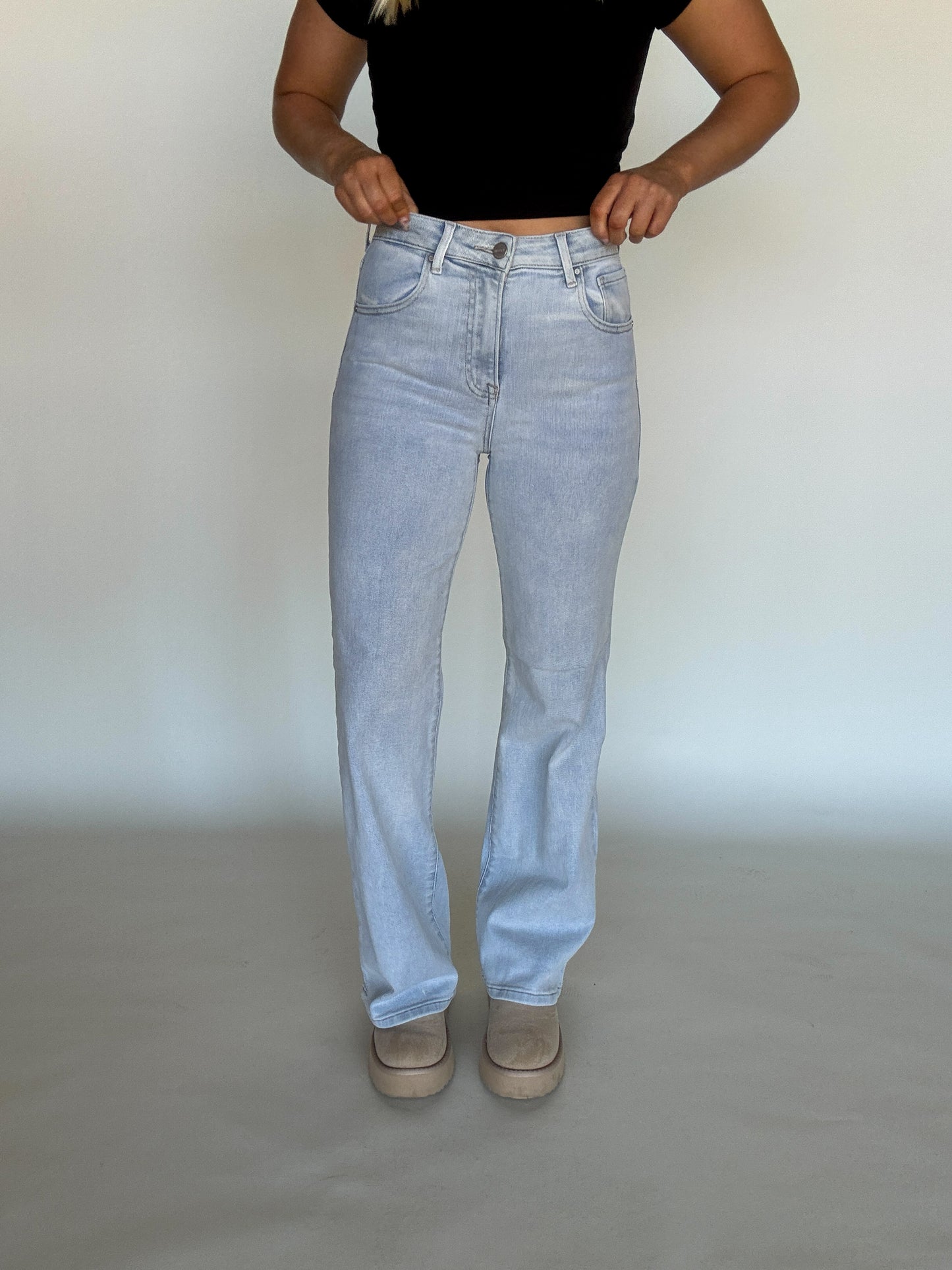 Rover Wide Leg Jeans
