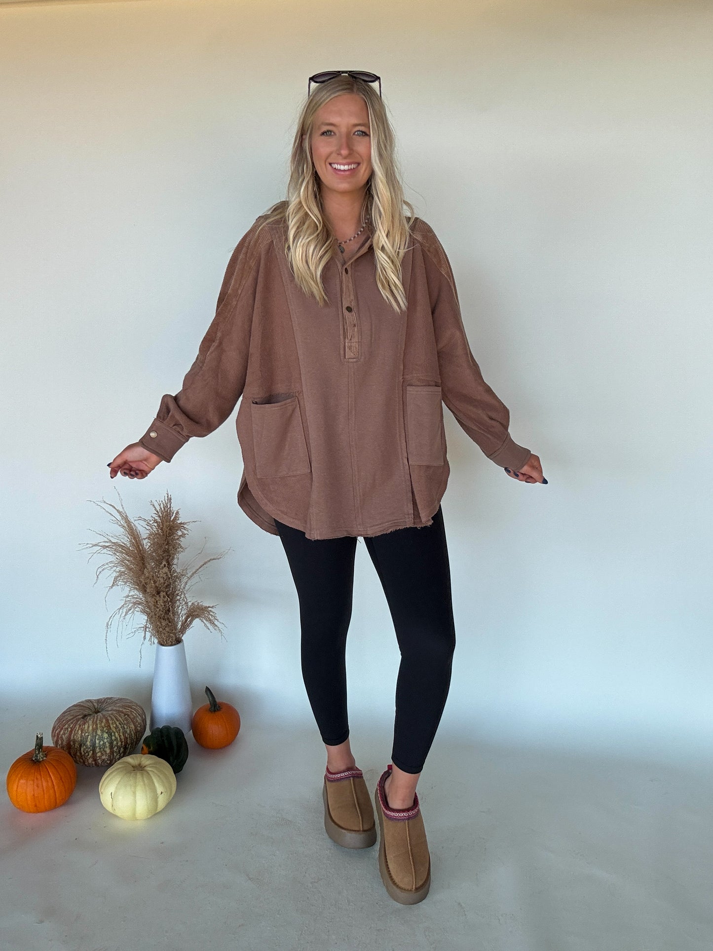 Corduroy Contrast Pullover - Brown