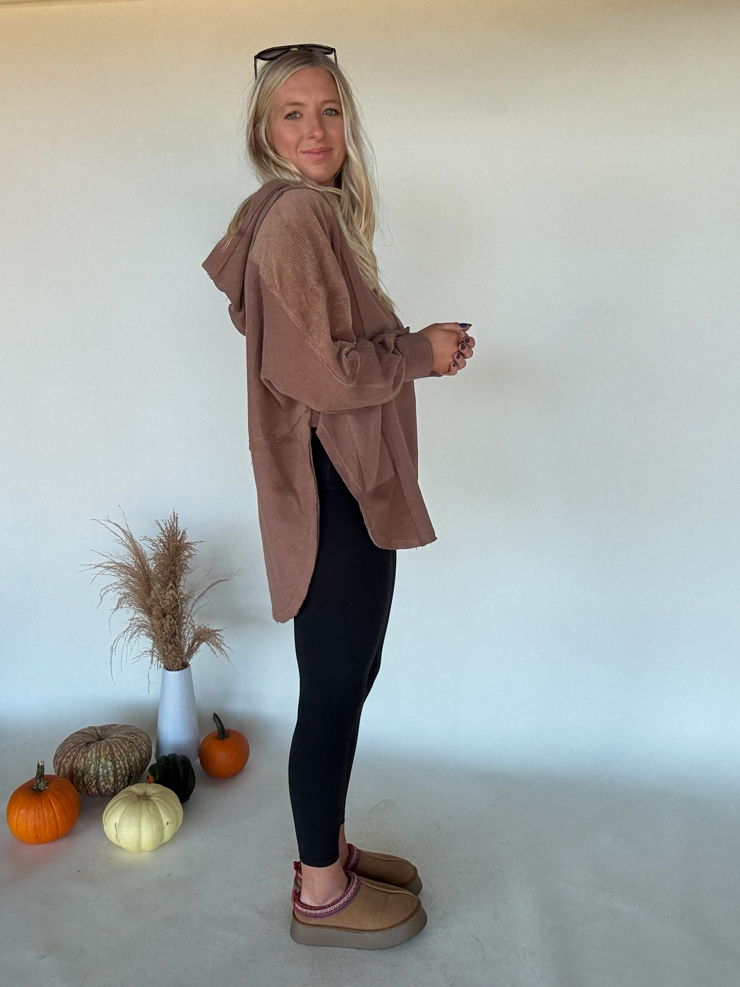 Corduroy Contrast Pullover - Brown