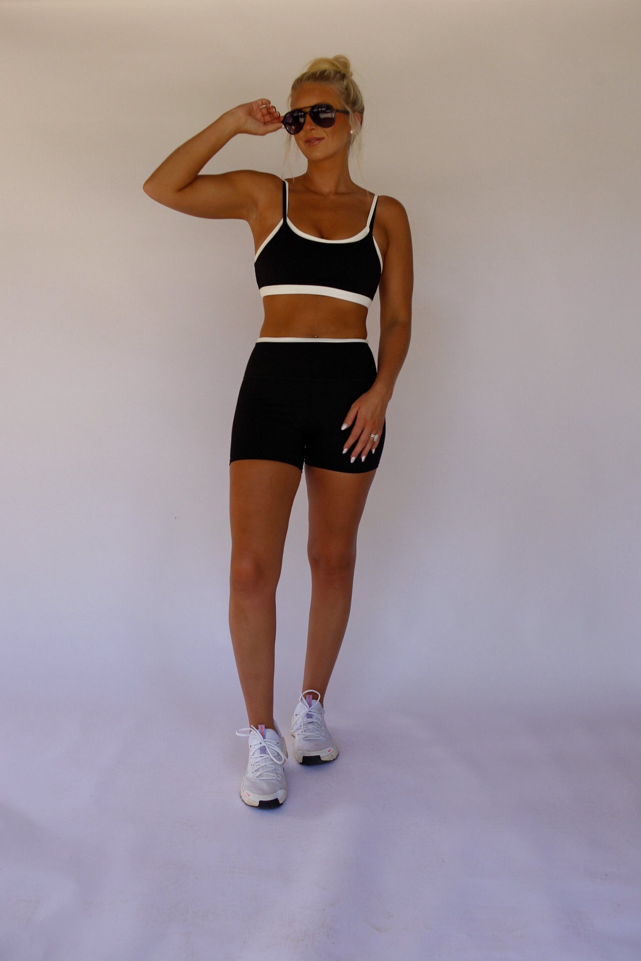 Double Layered Sports Bra - Black