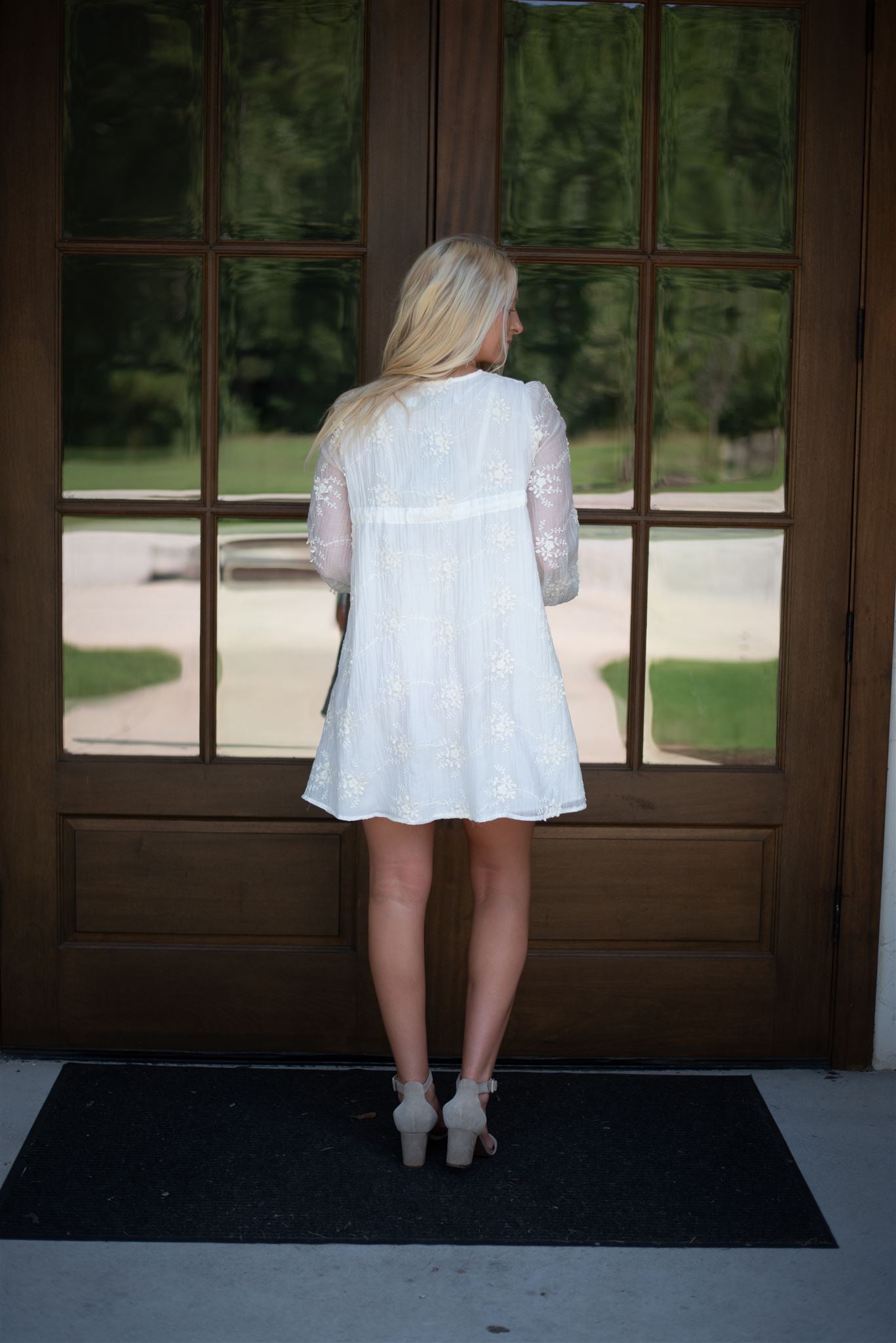 Linnie Embroidered Mini Dress - Ivory