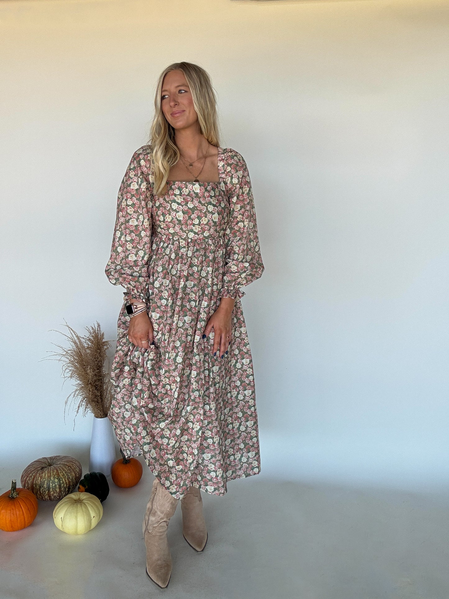Bella Square Neck Floral Midi Dress