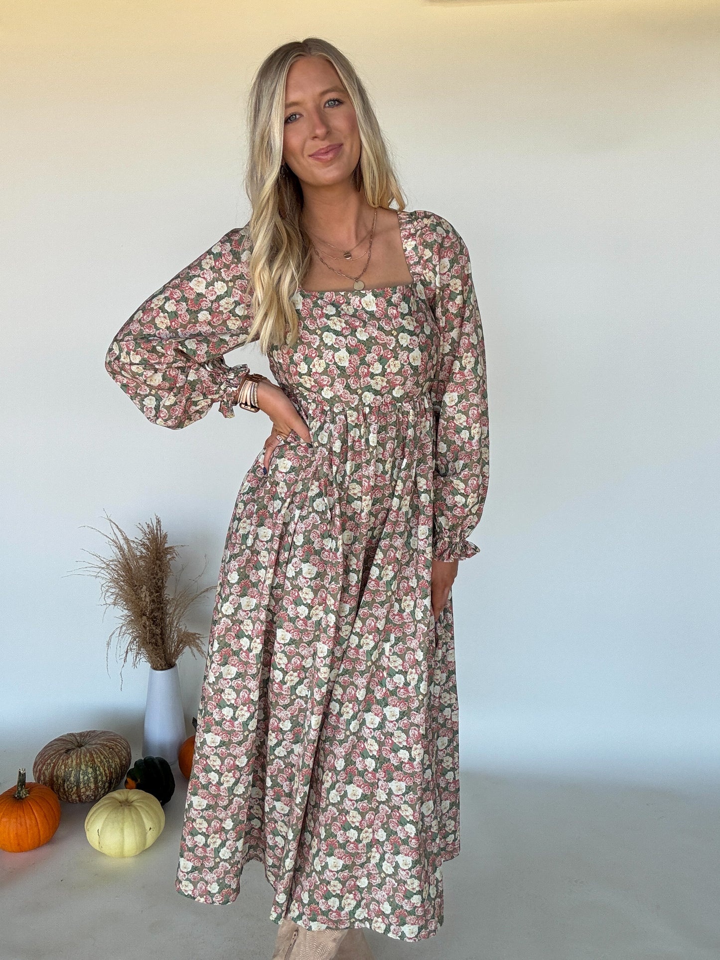 Bella Square Neck Floral Midi Dress