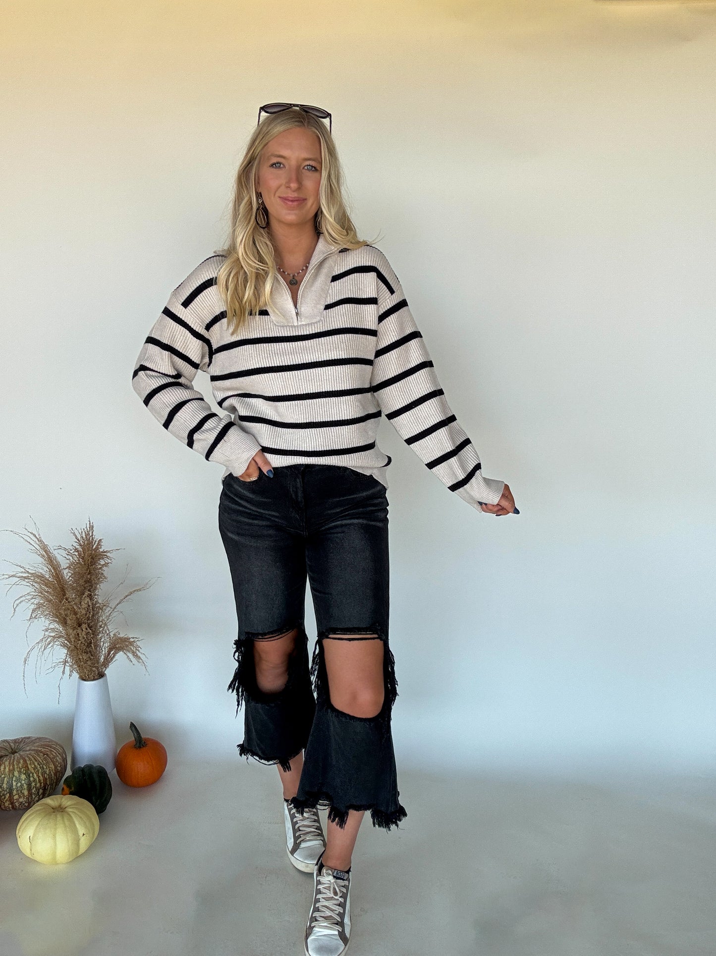 Ollie Striped Sweater - Creme/Black
