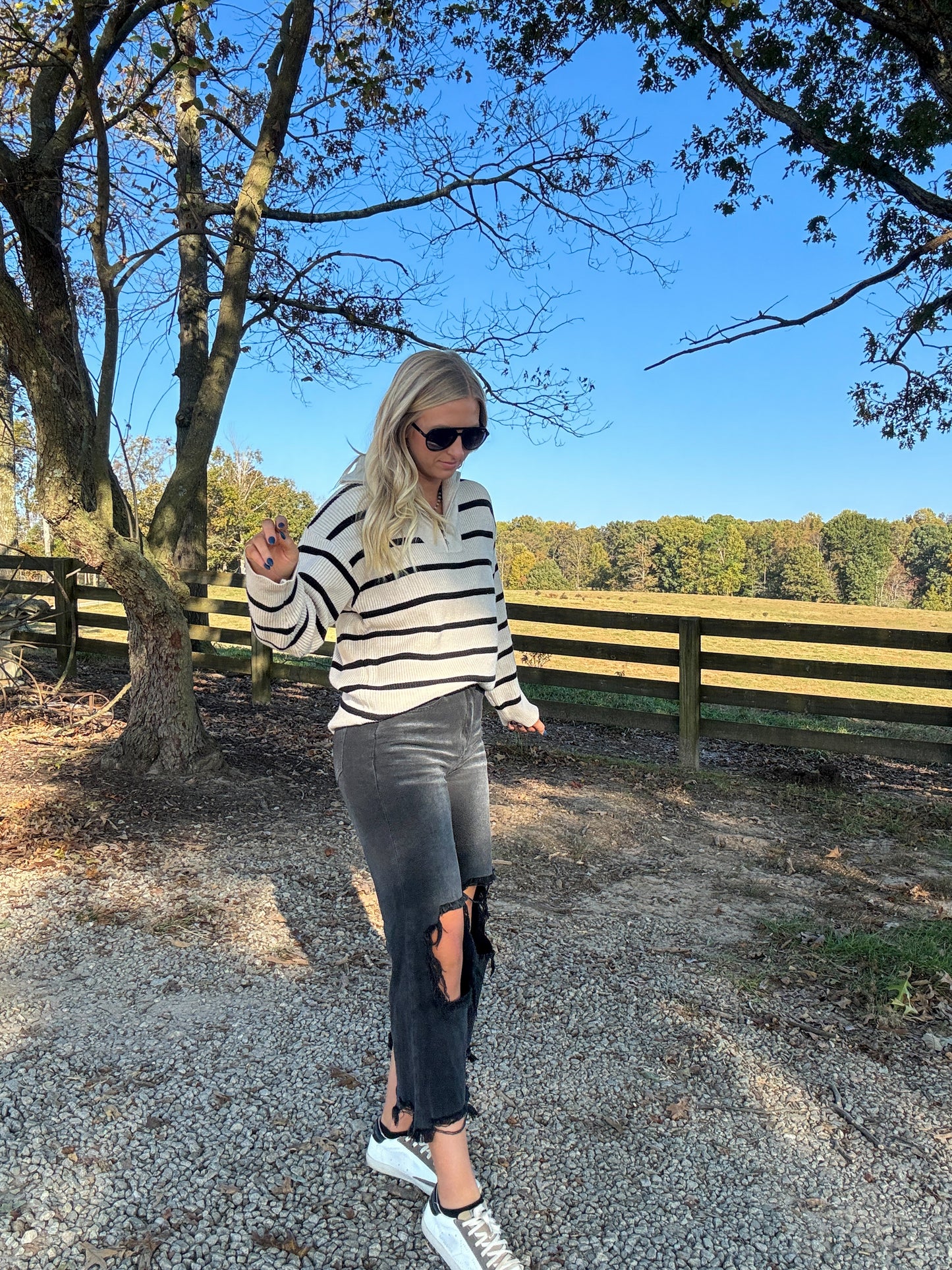 Ollie Striped Sweater - Creme/Black