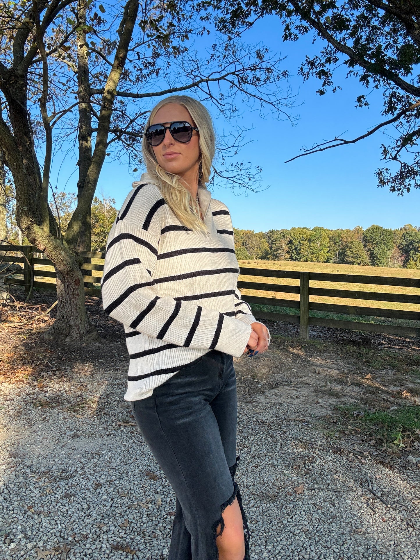 Ollie Striped Sweater - Creme/Black