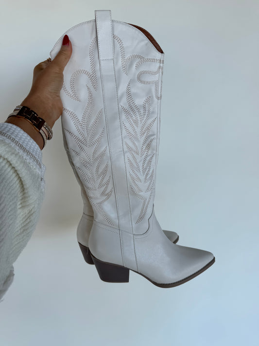 White Molly Cowgirl Boots