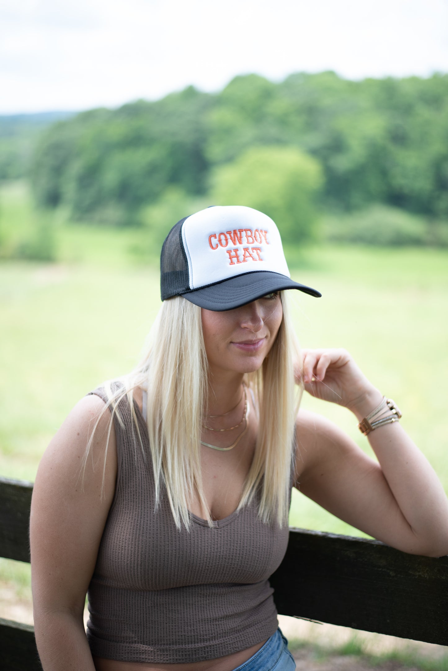 "Cowboy Hat" Trucker - Black/White