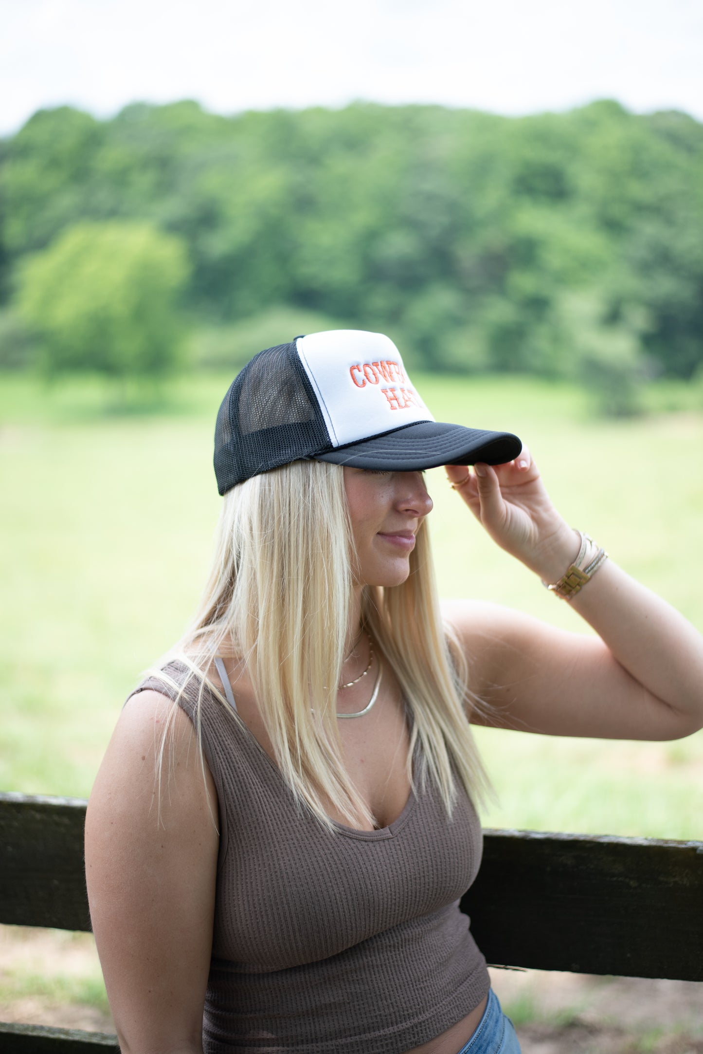 "Cowboy Hat" Trucker - Black/White